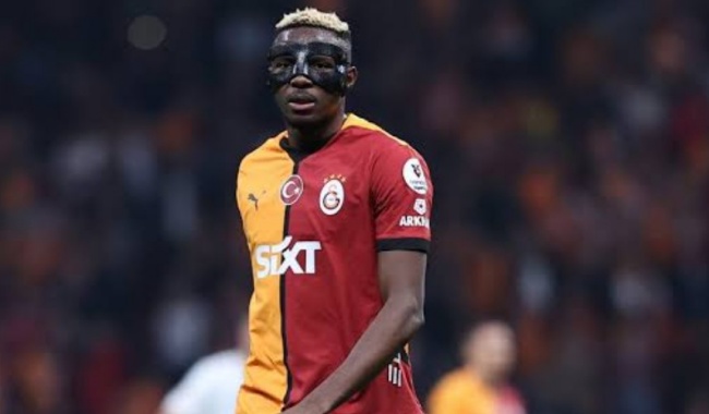 Liverpool chiêu mộ Victor Osimhen củng cố hàng công