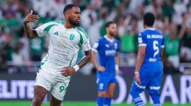 Toney tỏa sáng ở Al Ahli.