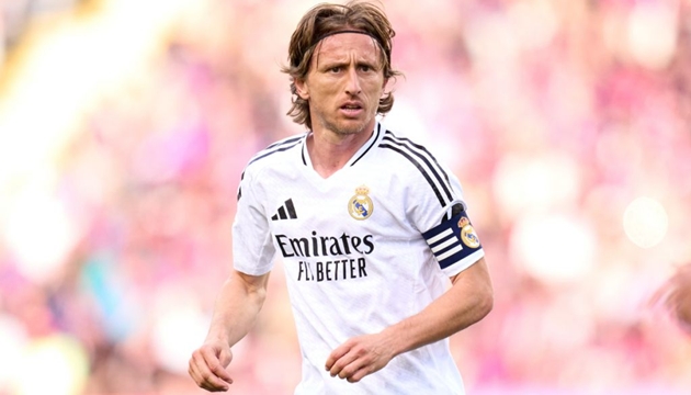 Ảnh minh họa cho bài viết về Modric gia nhập Milan: "Nhạc trưởng" Croatia và chương mới ở tuổi 39