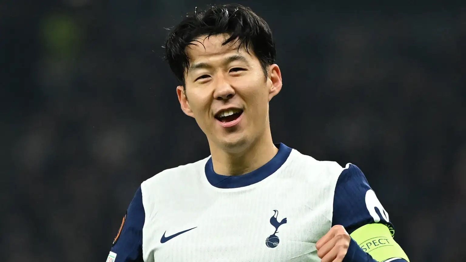 Mùa hè này có thể là cơ hội cuối để Spurs thu lợi nhuận từ Son.