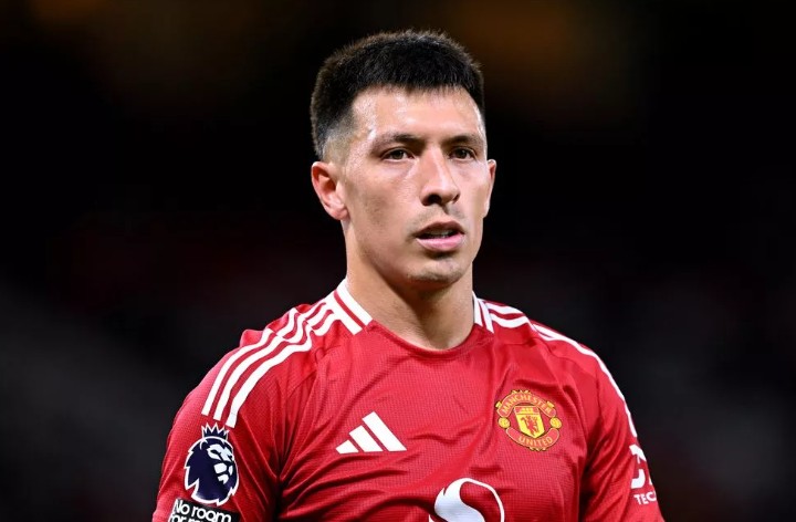 Napoli nhắm Lisandro Martinez, Manchester United đứng trước quyết định lớn