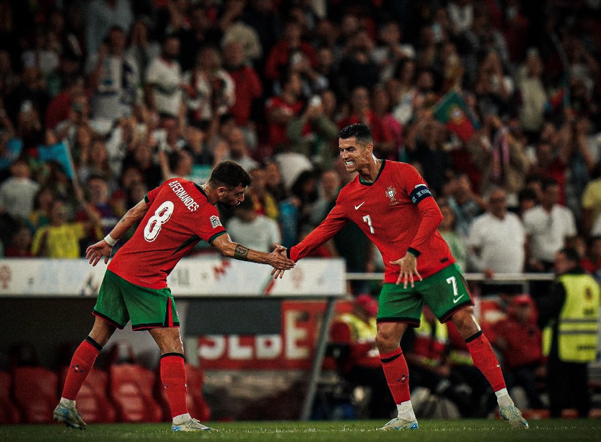 Được chơi bóng với thần tượng Ronaldo là giấc mơ có thật của Bruno.