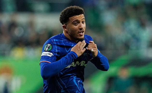 Jadon Sancho lọt vào tầm ngắm của Aston Villa.