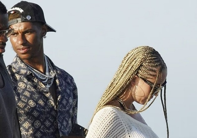 Rashford và Palm ở cạnh nhau tại St Tropez.