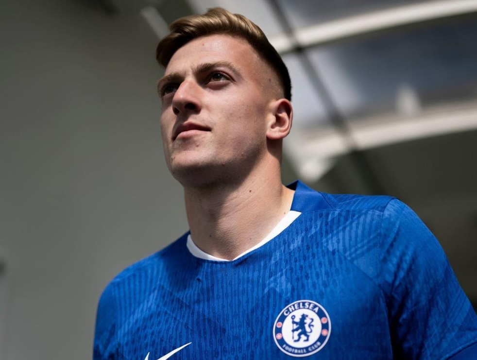 Liam Delap và áo số 9 tại Chelsea: Tài năng mới hay nạn nhân tiếp theo của "lời nguyền"?