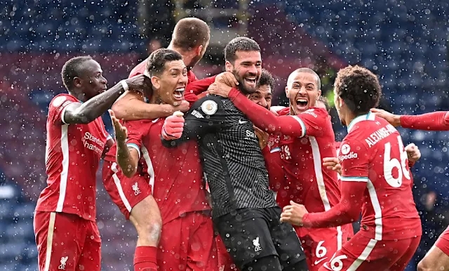 Alisson Becker: Bước Qua Giông Bão