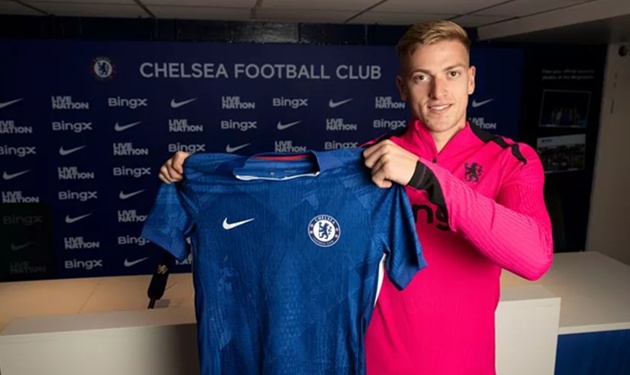 Xong Delap, Chelsea chờ Maignan, đàm phán Gittens, chuẩn bị cho mượn Guiu