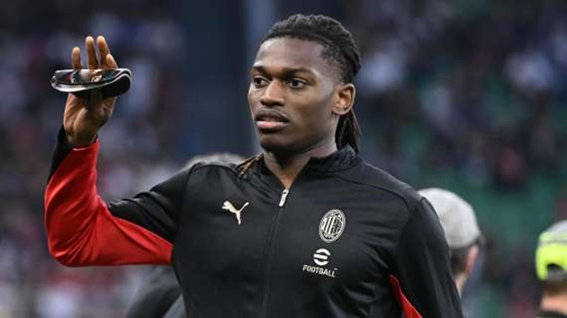 Bayern ép giá Leao, Milan chỉ bán nếu đủ 100 triệu euro