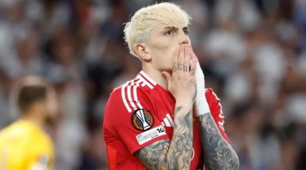 Garnacho có thể rời Man Utd.