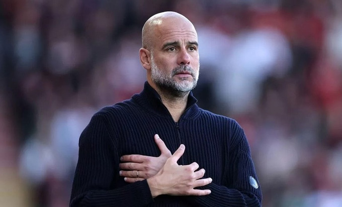 Pep Guardiola mất ăn mất ngủ sau mùa giải thất vọng của Man City
