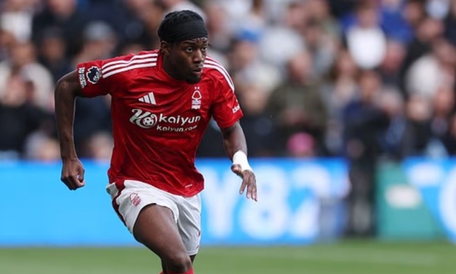 Newcastle hỏi mua Elanga, Nottingham hét giá hơn 50 triệu bảng