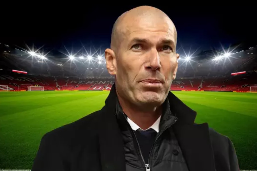 Zidane từ chối séc trắng từ Man Utd và Chelsea