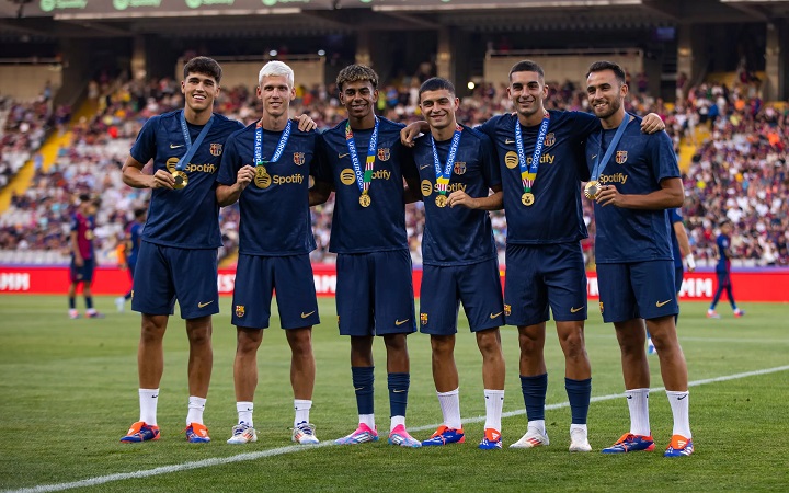 Ảnh minh họa cho bài viết về Yamal và 5 sao Barca săn vàng Nations League