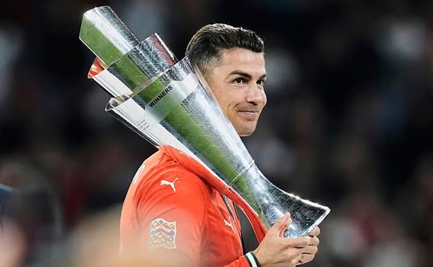Ronaldo tiết lộ chấn thương, vẫn ghi bàn trong trận chung kết
