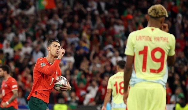 Yamal thất bại trước "ông chú" Ronaldo.