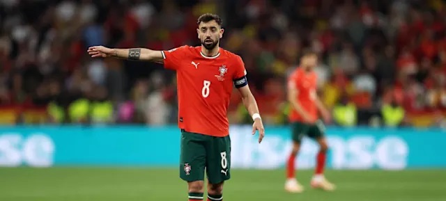 Màn trình diễn dưới sức của Bruno Fernandes trong trận chung kết Nations League