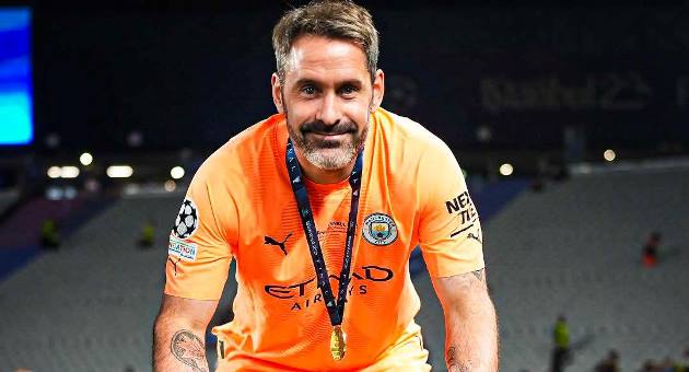 CHÍNH THỨC! Scott Carson chia tay Man City sau 6 năm gắn bó