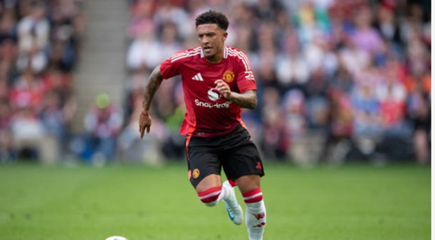 Villarreal hay Lyon: Điểm đến lý tưởng cho Jadon Sancho?
