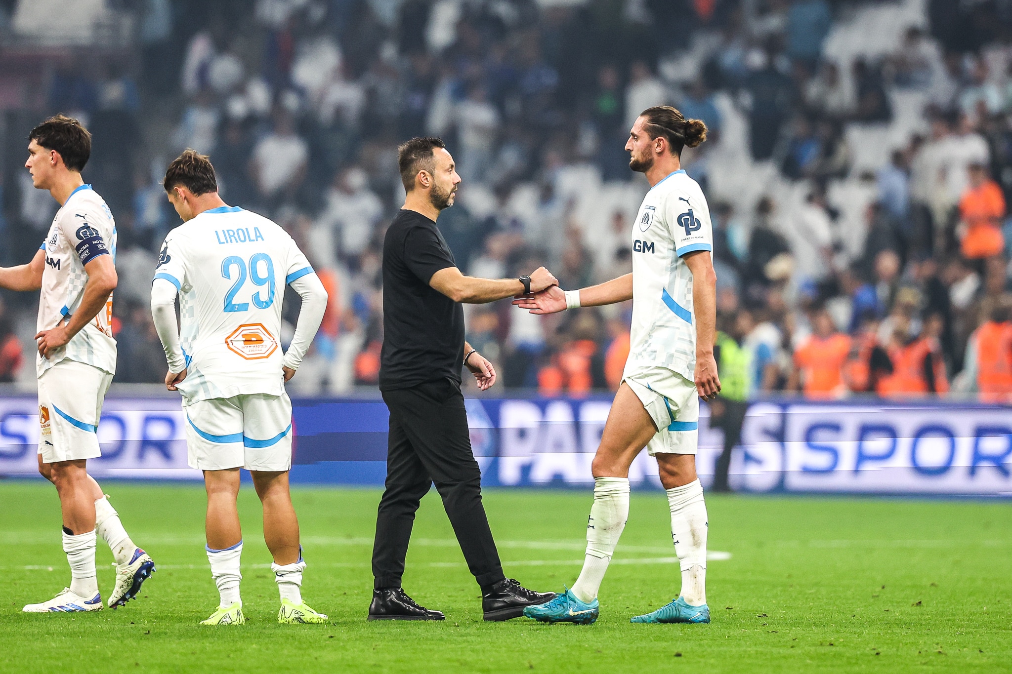 Rabiot là hạt nhân trong lối chơi của HLV De Zerbi.
