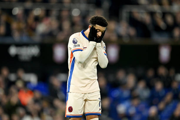 Sancho bị Chelsea "ruồng bỏ".