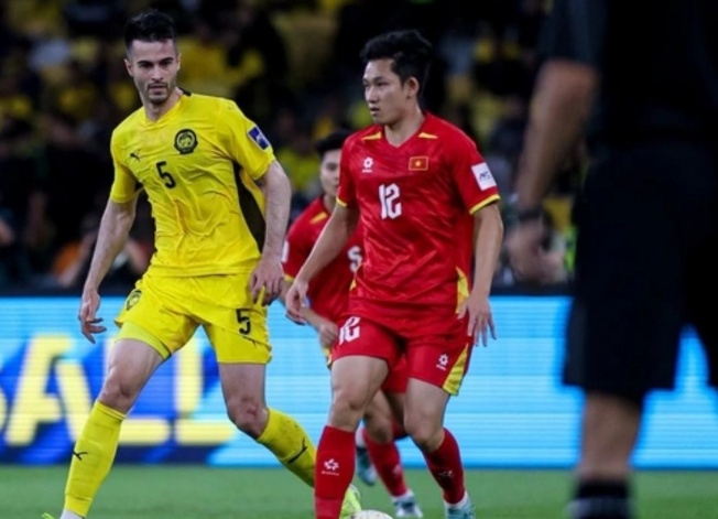 Việt Nam thua Malaysia 0-4.