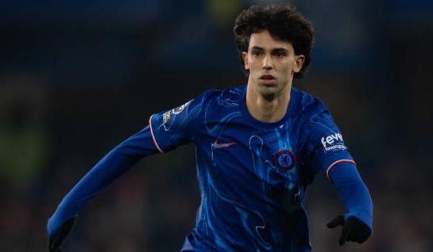 Chelsea tước số áo, sẵn sàng bán Joao Felix