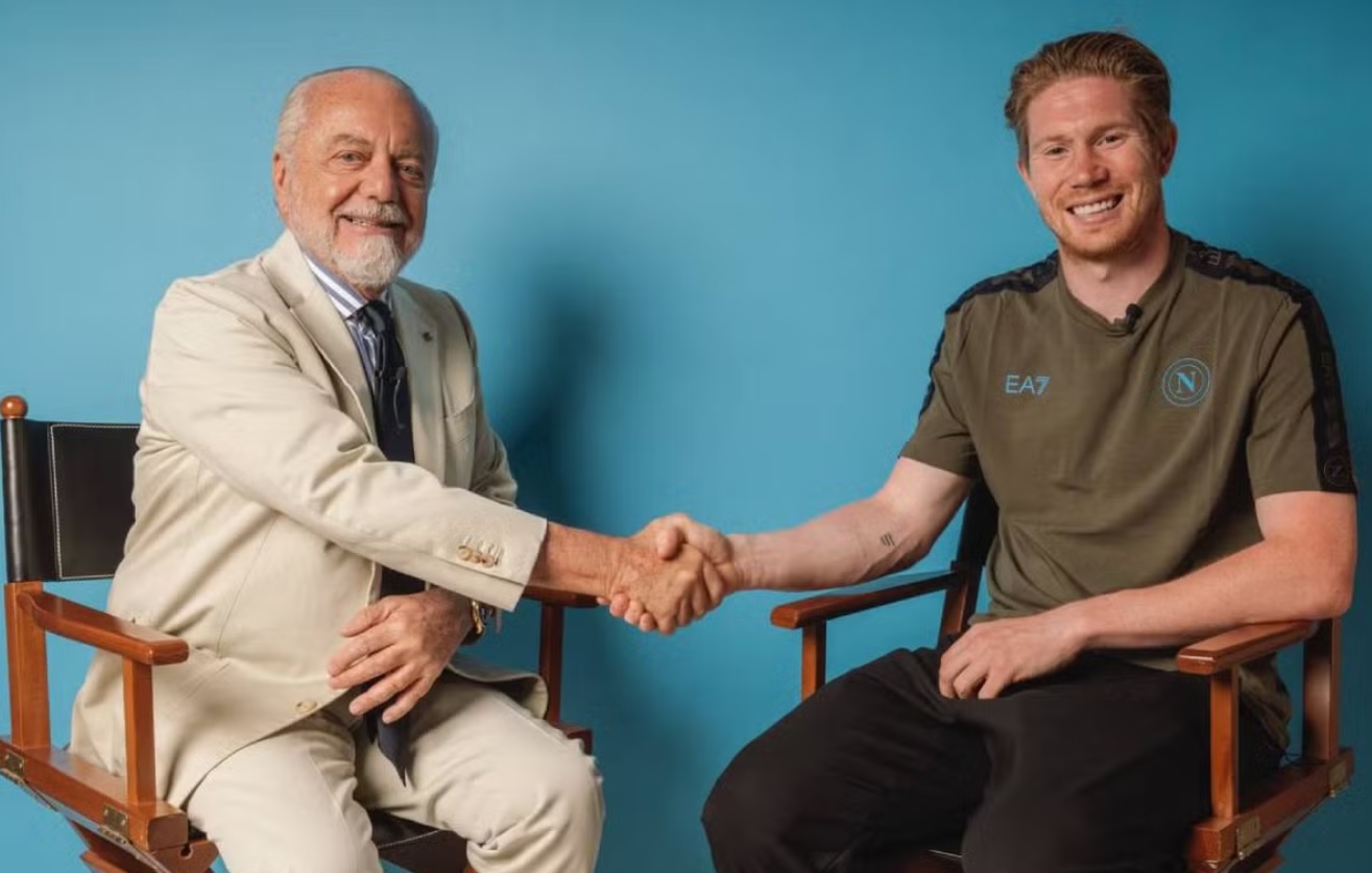 CHÍNH THỨC: Kevin De Bruyne cập bến Napoli