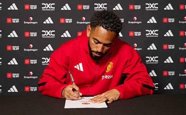 Manchester United đã thay đổi chính sách chuyển nhượng.