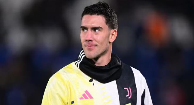 Vlahovic là phương án giá rẻ cho MU?