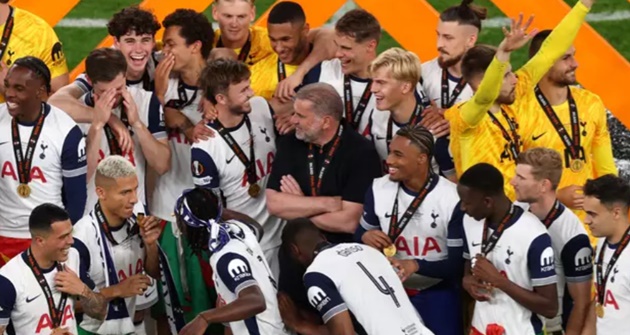 Romero gây tranh cãi khi chia tay Postecoglou đúng lúc Tottenham có HLV mới