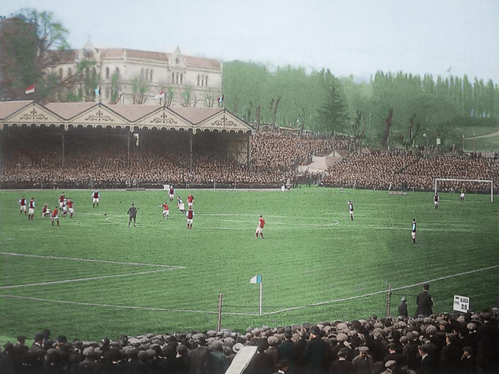 Một trận đấu năm 1950 diễn ra tại Anfield