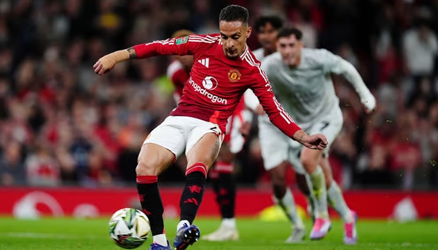 Antony sẽ rời Man United ngay hè 2025?