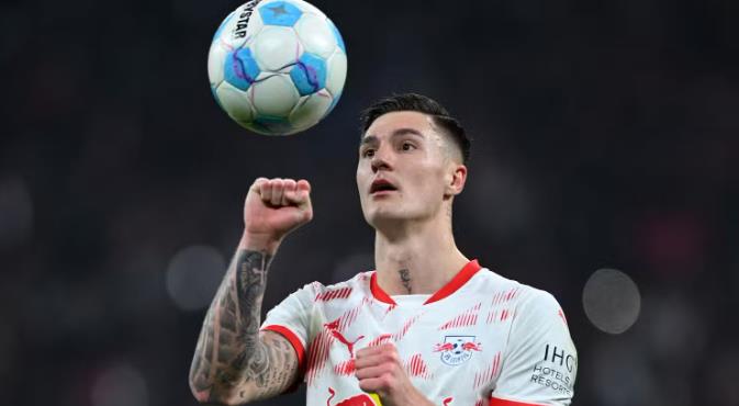 Arsenal sẵn sàng chi đậm vì Sesko.