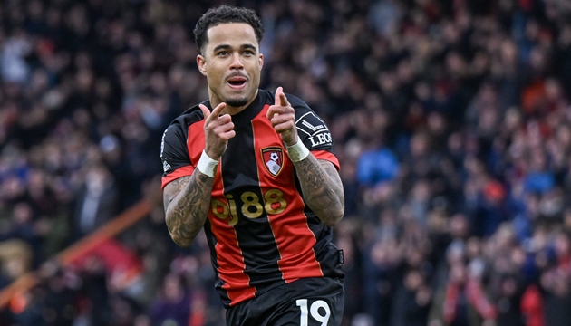 Ảnh minh họa cho bài viết về Justin Kluivert trên đường đến MU: Sao Bournemouth có gì để HLV Amorim "mê mẩn"?