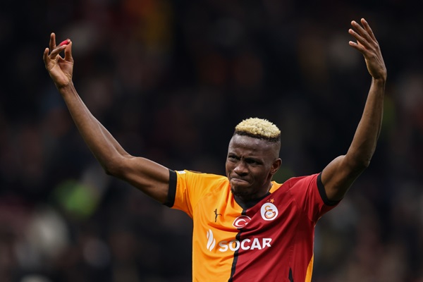 Ali Naci Kucuk: Galatasaray chiêu mộ Sane để thuyết phục Osimhen ở lại