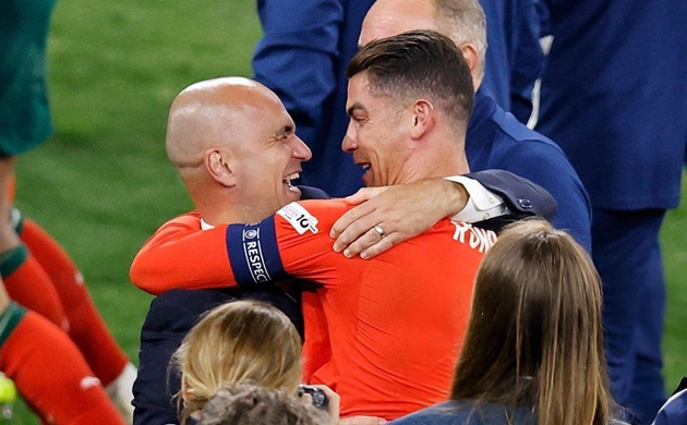 Puyol tin Ronaldo và Messi có thể vô địch World Cup 202