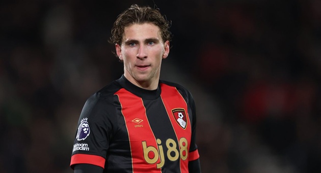 PSG quan tâm Ilya Zabarnyi của Bournemouth