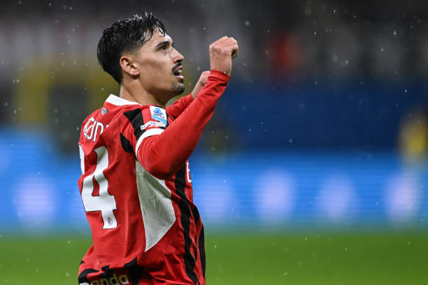 Reijnders là tiền vệ hàng đầu Serie A mùa giải vừa qua.