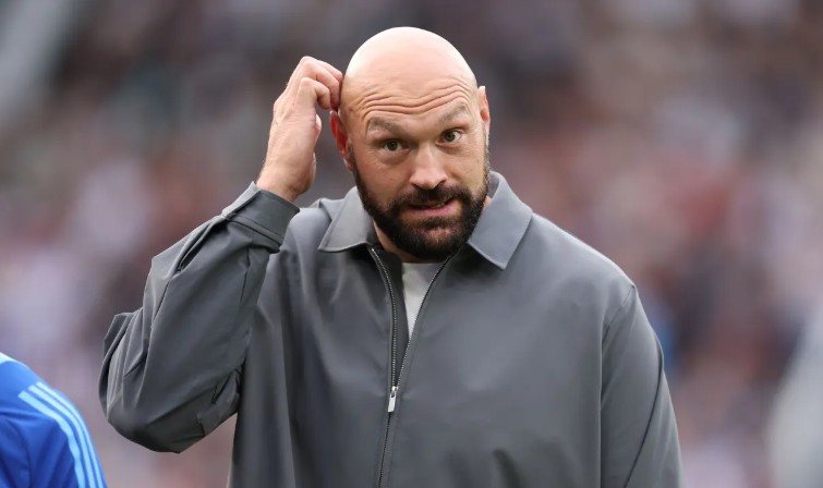 Tyson Fury khen ngợi Carlos Tevez sau màn tỏa sáng ở Soccer Aid