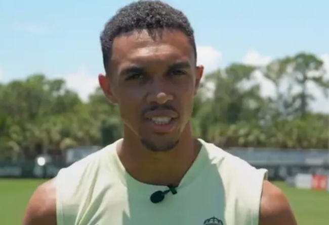Alexander-Arnold: “Phong cách Real rất khác Liverpool”