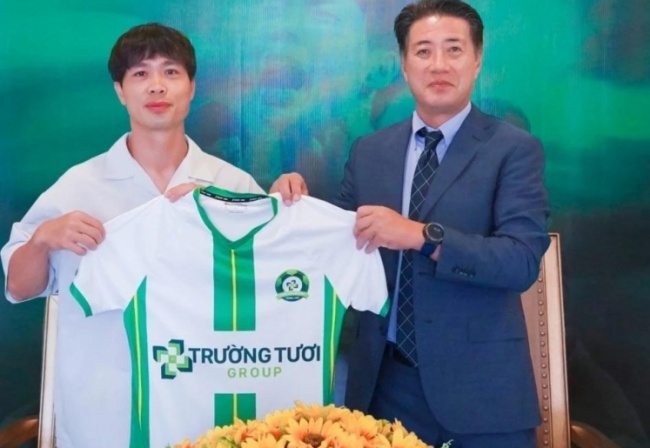 Chuyên gia Yusuke Adachi rời Bình Phước, làm GĐKT CLB Hà Nội