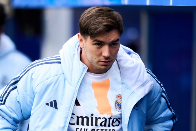 Here we go! Brahim Diaz ký hợp đồng mới với Real