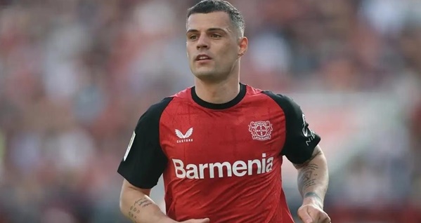 Milan nhắm Xhaka.
