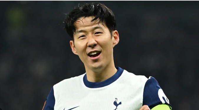 Chuyển nhượng sáng 18/6: Son được chào mời đến Ả Rập; Napoli hỏi mua Sancho