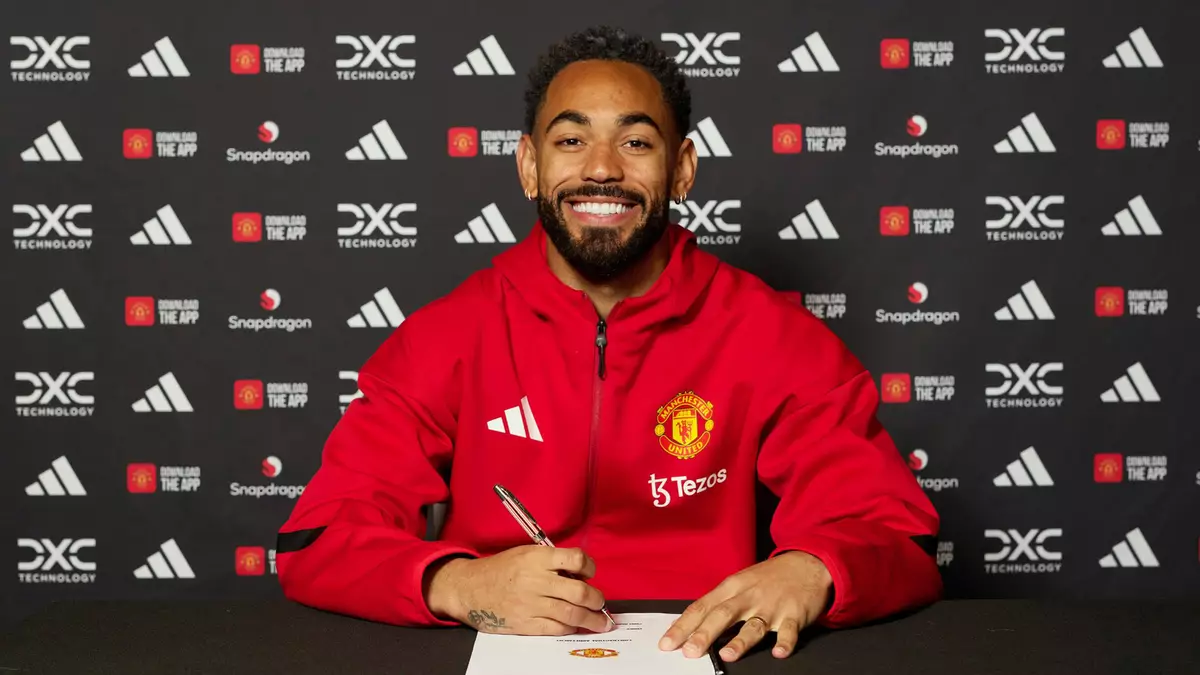 Matheus Cunha nhận quà đặc biệt từ Man Utd sau khi ký hợp đồng