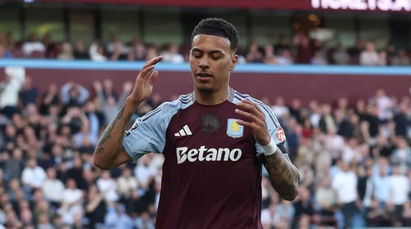 Arsenal nhắm Rogers.