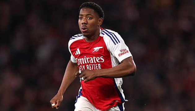 Lewis-Skelly sẽ gắn bó dài hạn với Arsenal.