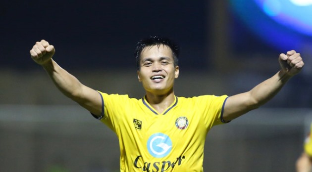 A Mít được Nam Định săn đón.