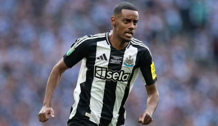 Liverpool muốn bổ sung một số 9 chất lượng như Alexander Isak.