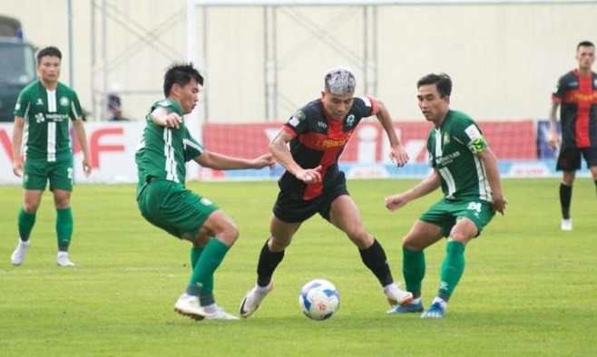 Đinh Thanh Bình lập kỷ lục chưa từng có ở giải hạng Nhất